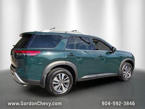 Obsidian Green Pearl 2025 Nissan Pathfinder SL