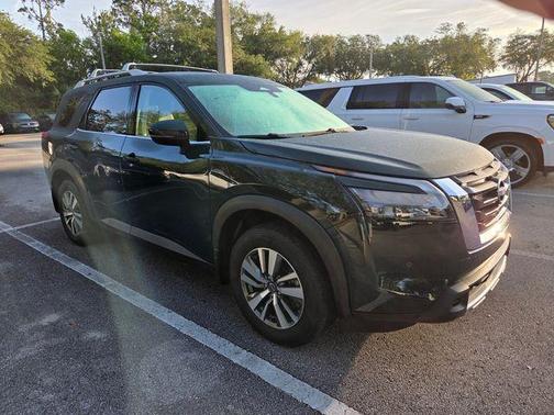 Obsidian Green Pearl 2025 Nissan Pathfinder SL
