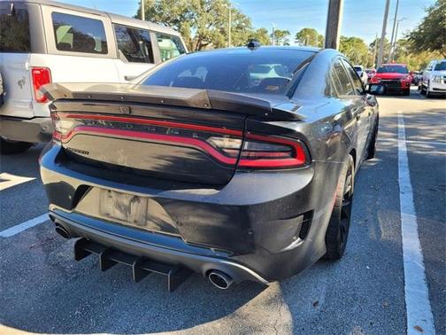 2016 Dodge Charger R/T Scat Pack