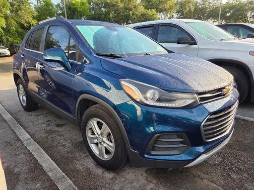 Pacific Blue Metallic 2019 Chevrolet Trax LT