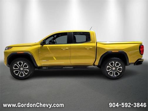 2023 GMC Canyon AT4