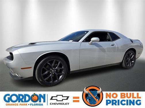 2022 Dodge Challenger SXT