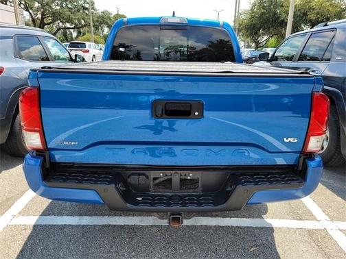 2017 Toyota Tacoma SR5
