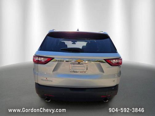 Silver Ice Metallic 2019 Chevrolet Traverse LT Cloth