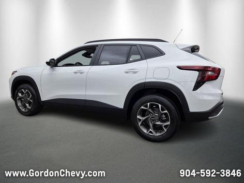 Summit White 2026 Chevrolet Trax LT