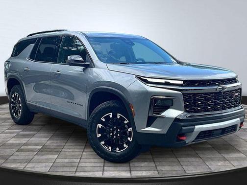 Sterling Gray Metallic 2026 Chevrolet Traverse Z71