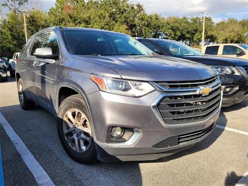 2020 Chevrolet Traverse LT Cloth