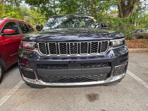 Midnight Sky 2023 Jeep Grand Cherokee L Limited