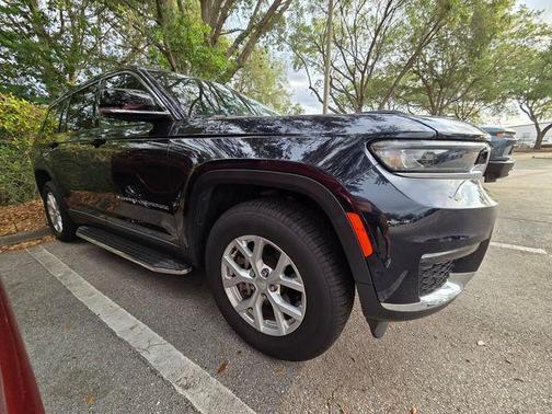 Midnight Sky 2023 Jeep Grand Cherokee L Limited