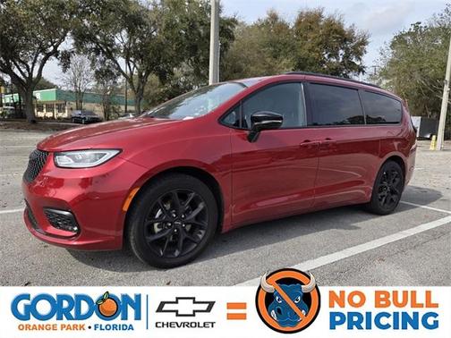 2025 Chrysler Pacifica Limited