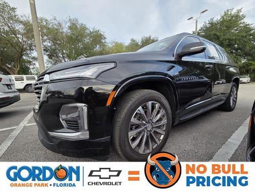 Mosaic Black Metallic 2023 Chevrolet Traverse Premier