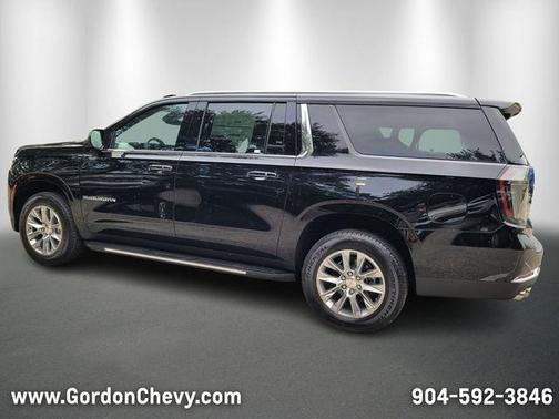 Black 2025 Chevrolet Suburban Premier