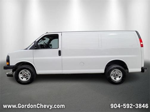 2023 GMC Savana 2500 Work Van