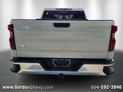 Summit White 2026 Chevrolet Silverado 1500 LT