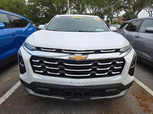Summit White 2025 Chevrolet Equinox LT