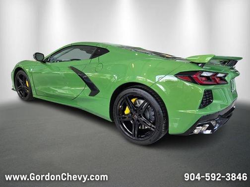 Green Metallic 2026 Chevrolet Corvette Stingray w/3LT