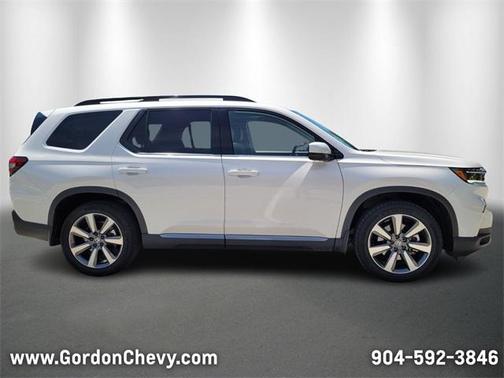 2024 Honda Pilot Touring