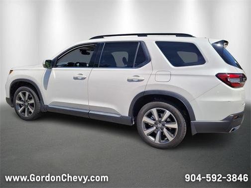 2024 Honda Pilot Touring