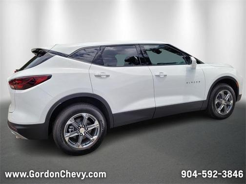 2025 Chevrolet Blazer LT