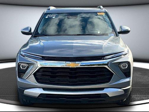 Sterling Gray Metallic 2025 Chevrolet Trailblazer LT