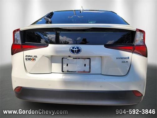 2019 Toyota Prius XLE