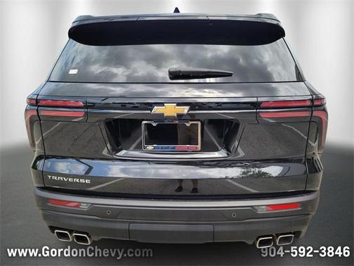 2024 Chevrolet Traverse LS
