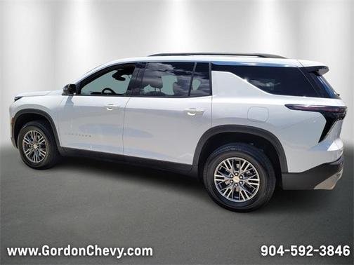 2024 Chevrolet Traverse LT