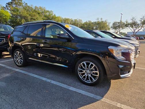 Ebony Twilight Metallic 2022 GMC Terrain Denali