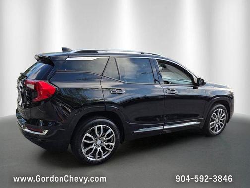 Ebony Twilight Metallic 2022 GMC Terrain Denali