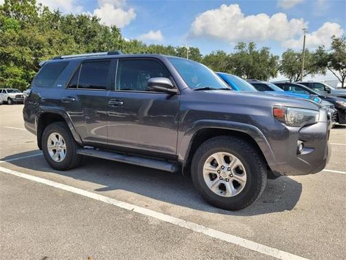 2022 Toyota 4Runner SR5