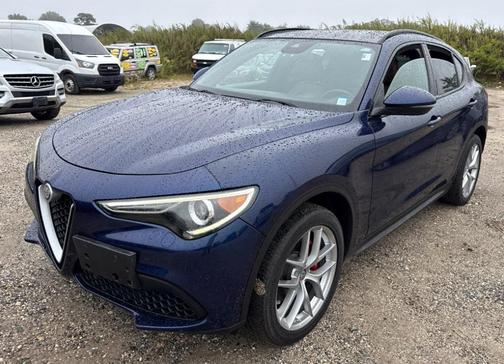 2019 Alfa Romeo Stelvio Ti Sport