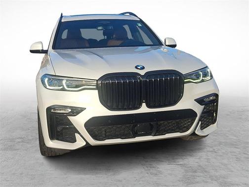 2021 BMW X7 M50i