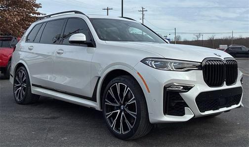 2021 BMW X7 M50i