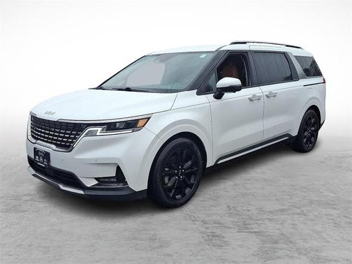 2024 Kia Carnival SX