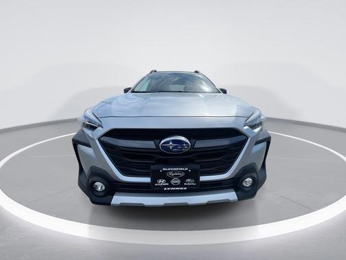 Ice Silver Metallic 2023 Subaru Outback Limited