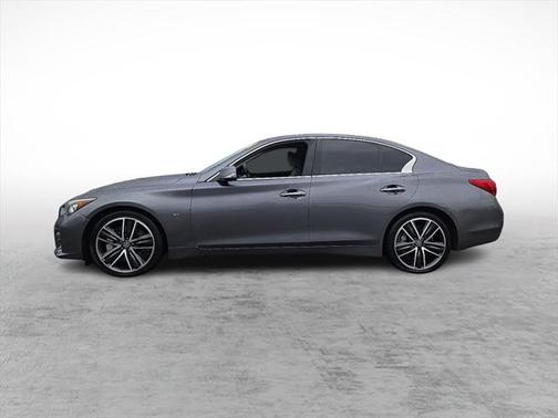 2015 INFINITI Q50 Sport