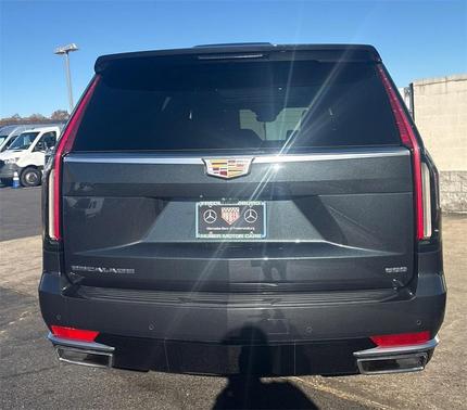 2022 Cadillac Escalade Premium Luxury