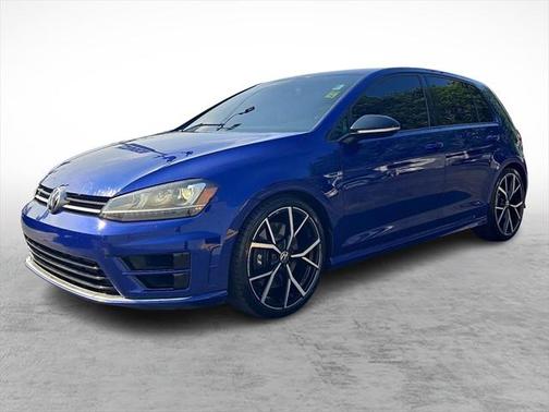 2016 Volkswagen Golf R 4-Door w/DCC & Navigation