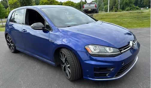 2016 Volkswagen Golf R 4-Door w/DCC & Navigation