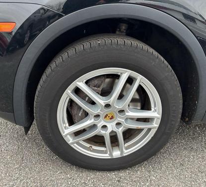 2018 Porsche Cayenne Cayenne