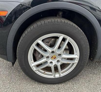 2018 Porsche Cayenne Cayenne