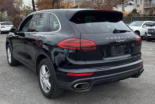 2018 Porsche Cayenne Cayenne