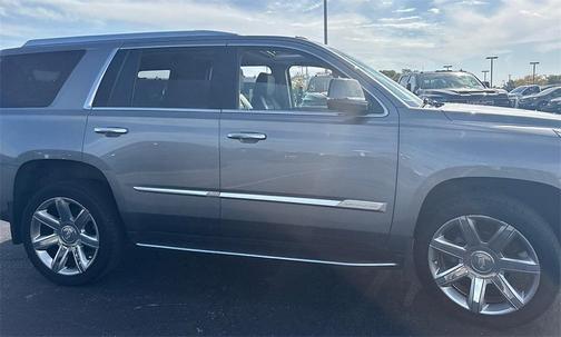 2018 Cadillac Escalade Luxury