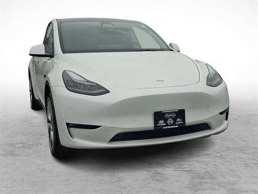 2023 Tesla Model Y RWD