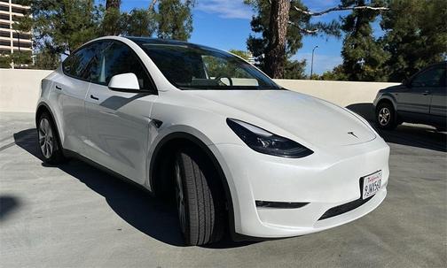 2023 Tesla Model Y RWD