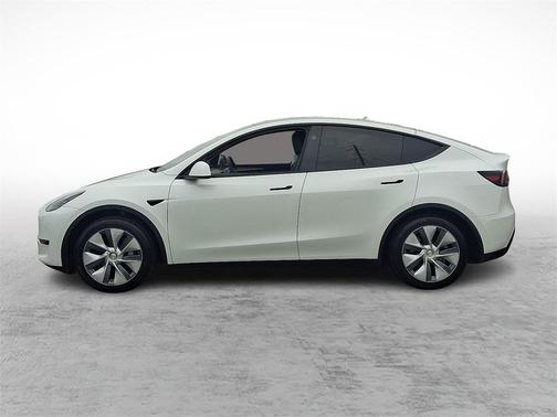 2023 Tesla Model Y RWD