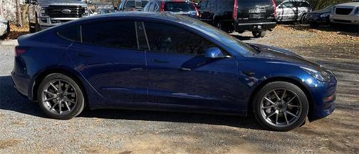 2023 Tesla Model 3 Standard Range