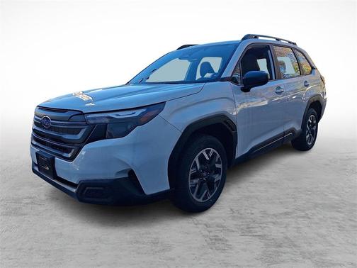 2025 Subaru Forester Base