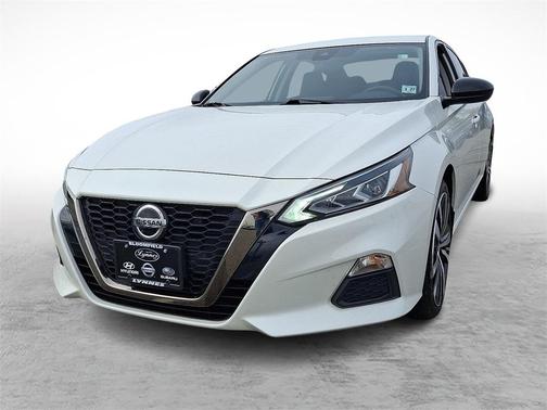 2022 Nissan Altima SR Intelligent AWD
