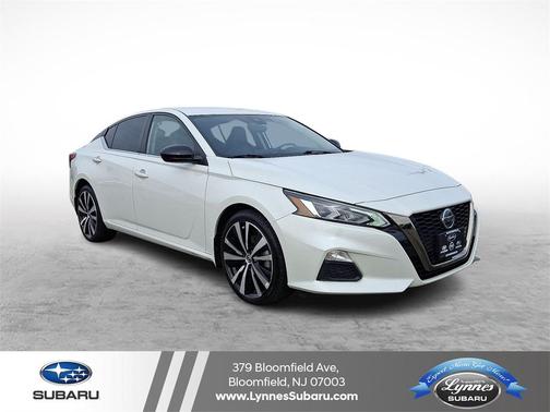 2022 Nissan Altima SR Intelligent AWD